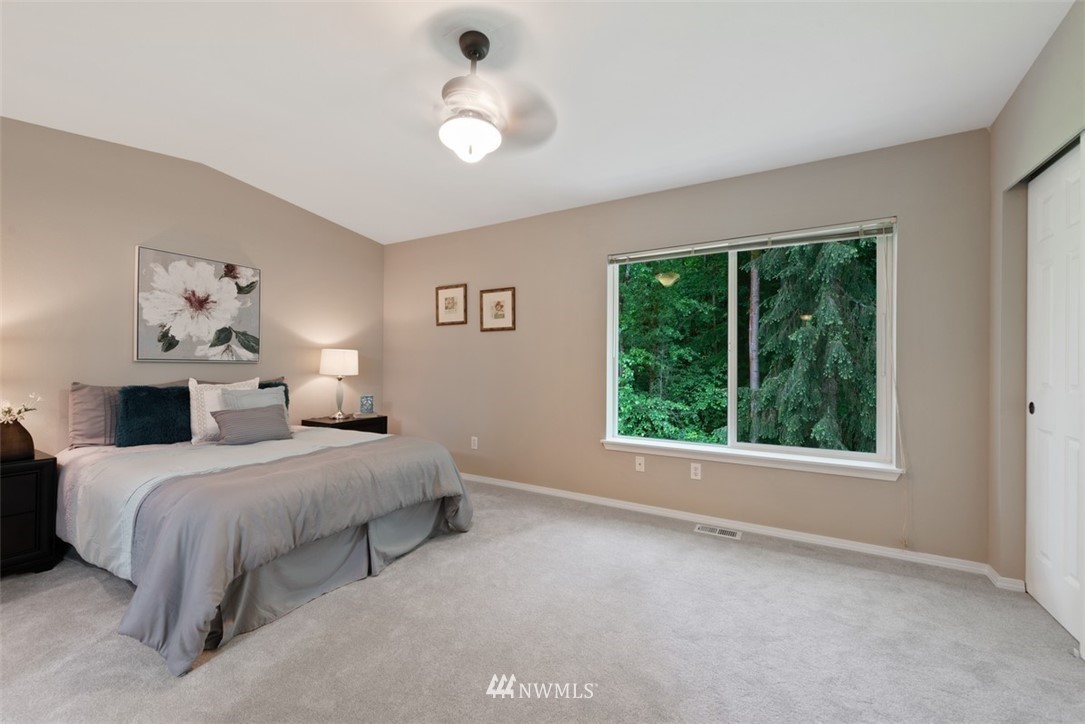 21330 11th Drive Southeast Bothell, WA 98021 - Photo 10 of 19