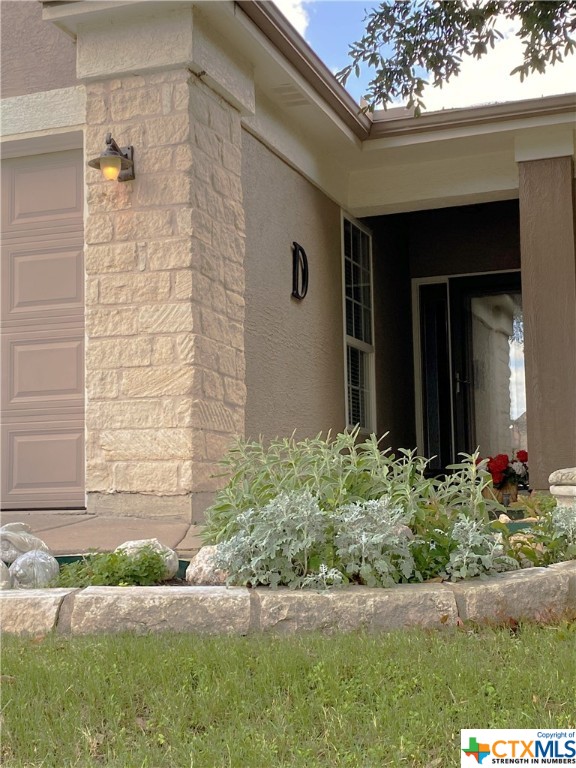 312 Crockett Loop Georgetown, TX 78633 - Photo 1 of 1 a front view of a house with a yard