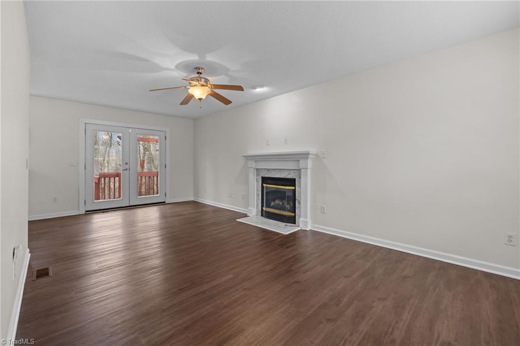 2017 Priya Street Thomasville, NC 27360 - Photo 2 of 31