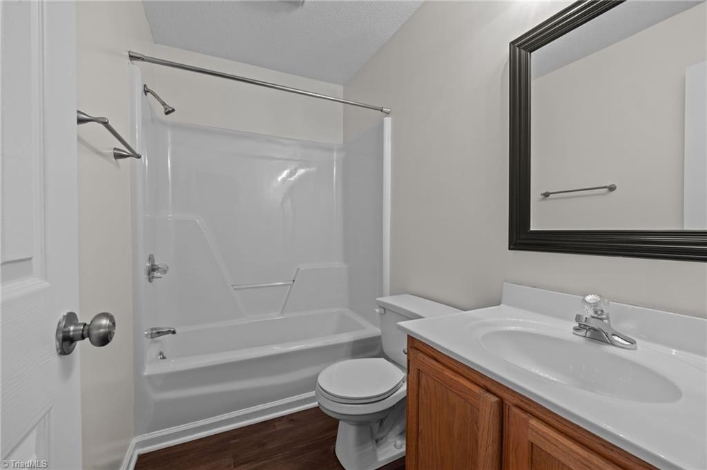 2017 Priya Street Thomasville, NC 27360 - Photo 22 of 31