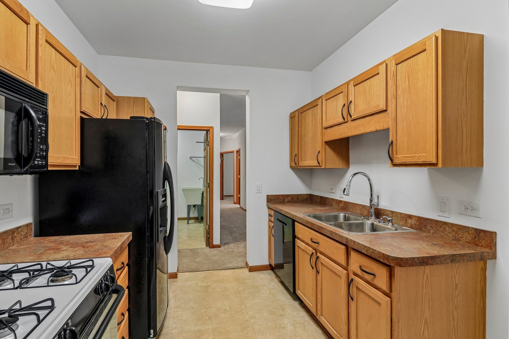 227 Rodeo Drive Grayslake, IL 60030 - Photo 11 of 30