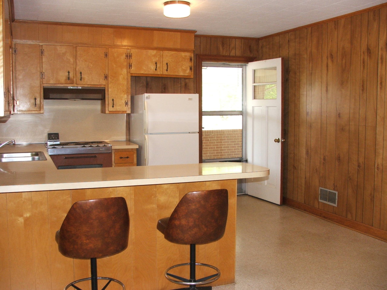 1125 Long Horne Road Union Hall, VA 24176 - Photo 8 of 19 1125 Longhorn Rd kitchen 04