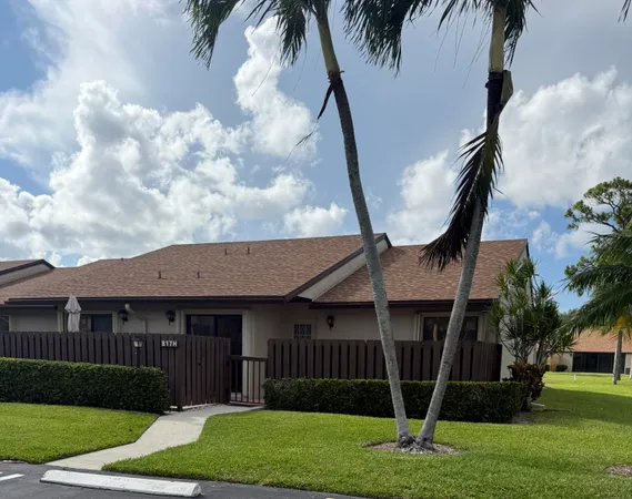 $2,300 | 817 Sky Pine Way, Unit H, Greenacres, FL 33415