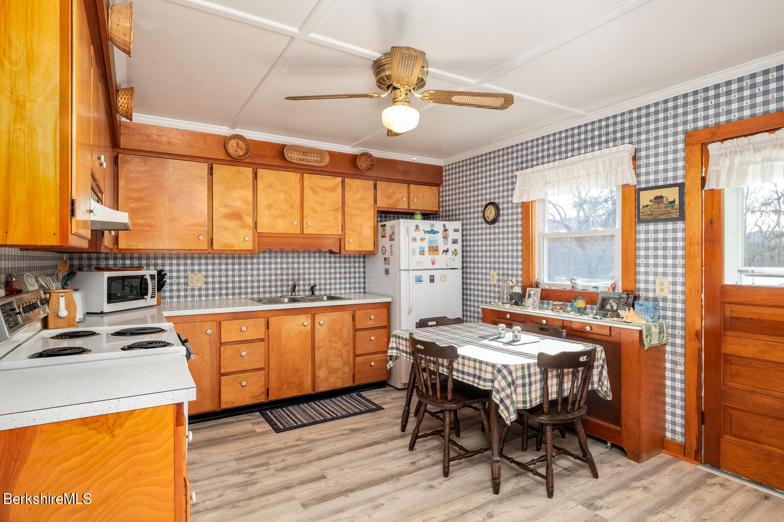 1115 North Hoosac Road Williamstown, MA 01267 - Photo 3 of 16 a view of a dining room with furniture window and outside view