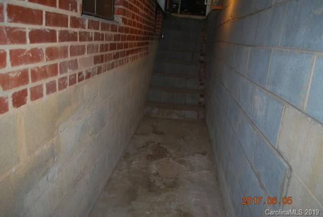 360 Spring Street Marion, NC 28752 - Photo 29 of 31