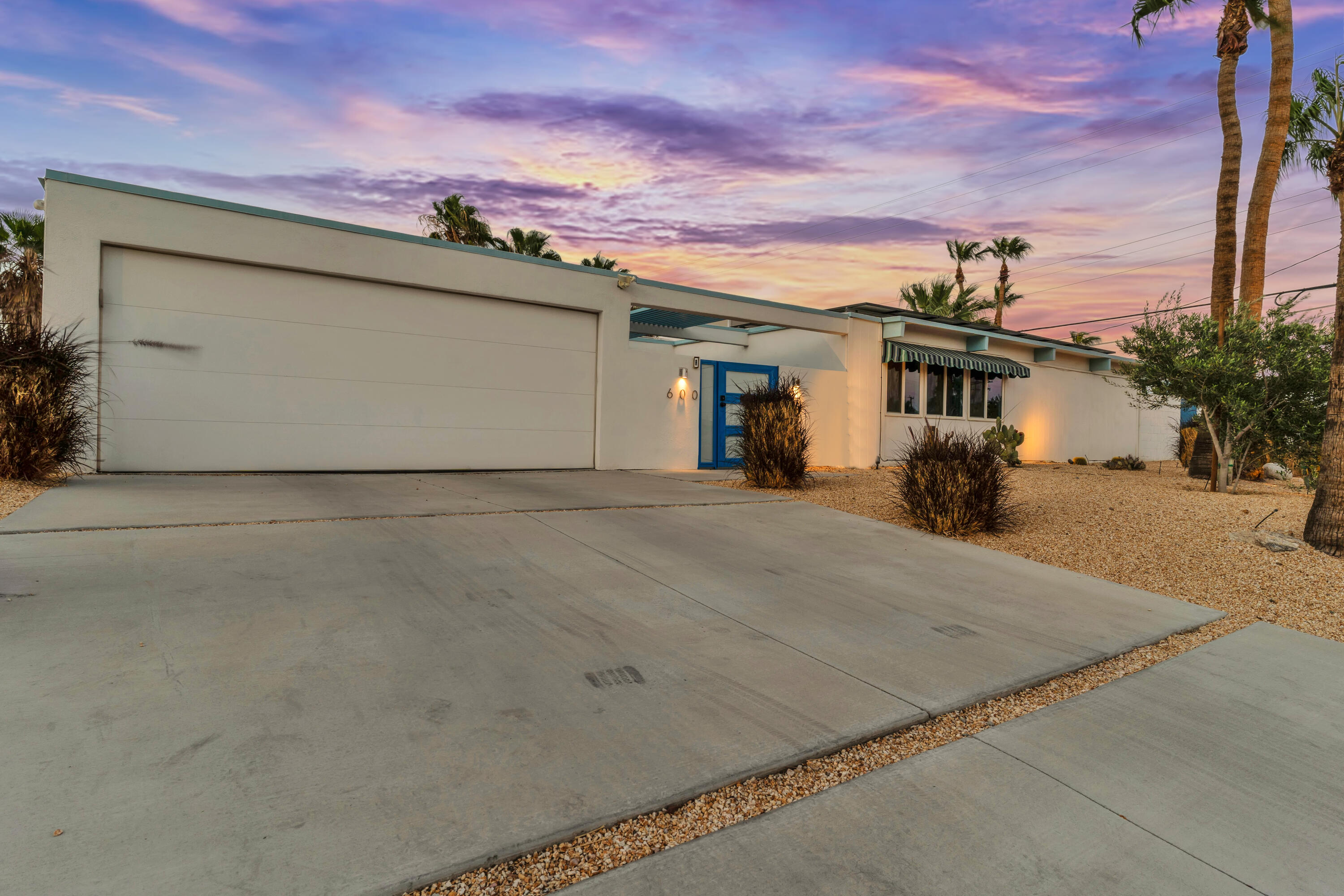 600 East Alexander Way Palm Springs, CA 92262 - Photo 32 of 43 a view of a house with a outdoor space