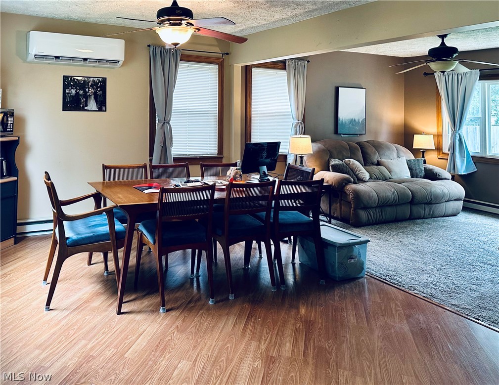 1867 Perth Road Madison, OH 44057 - Photo 11 of 31 Dining room.