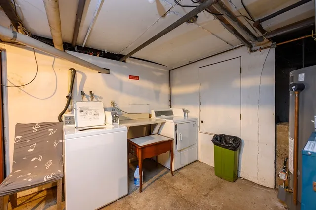 a view of an outdoor space