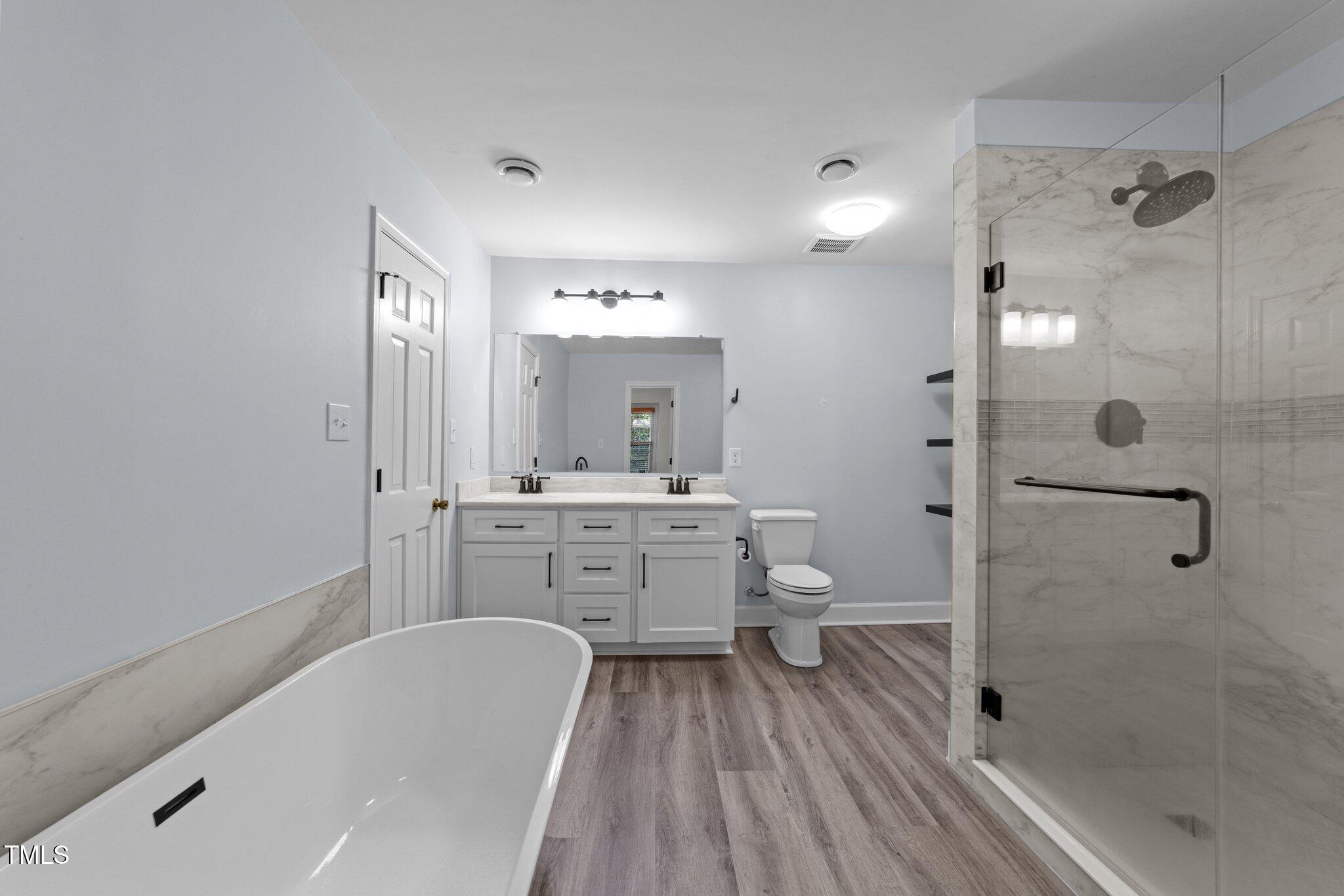 2947 Wycliff Road Raleigh, NC 27607 - Photo 15 of 30 Bathroom 1