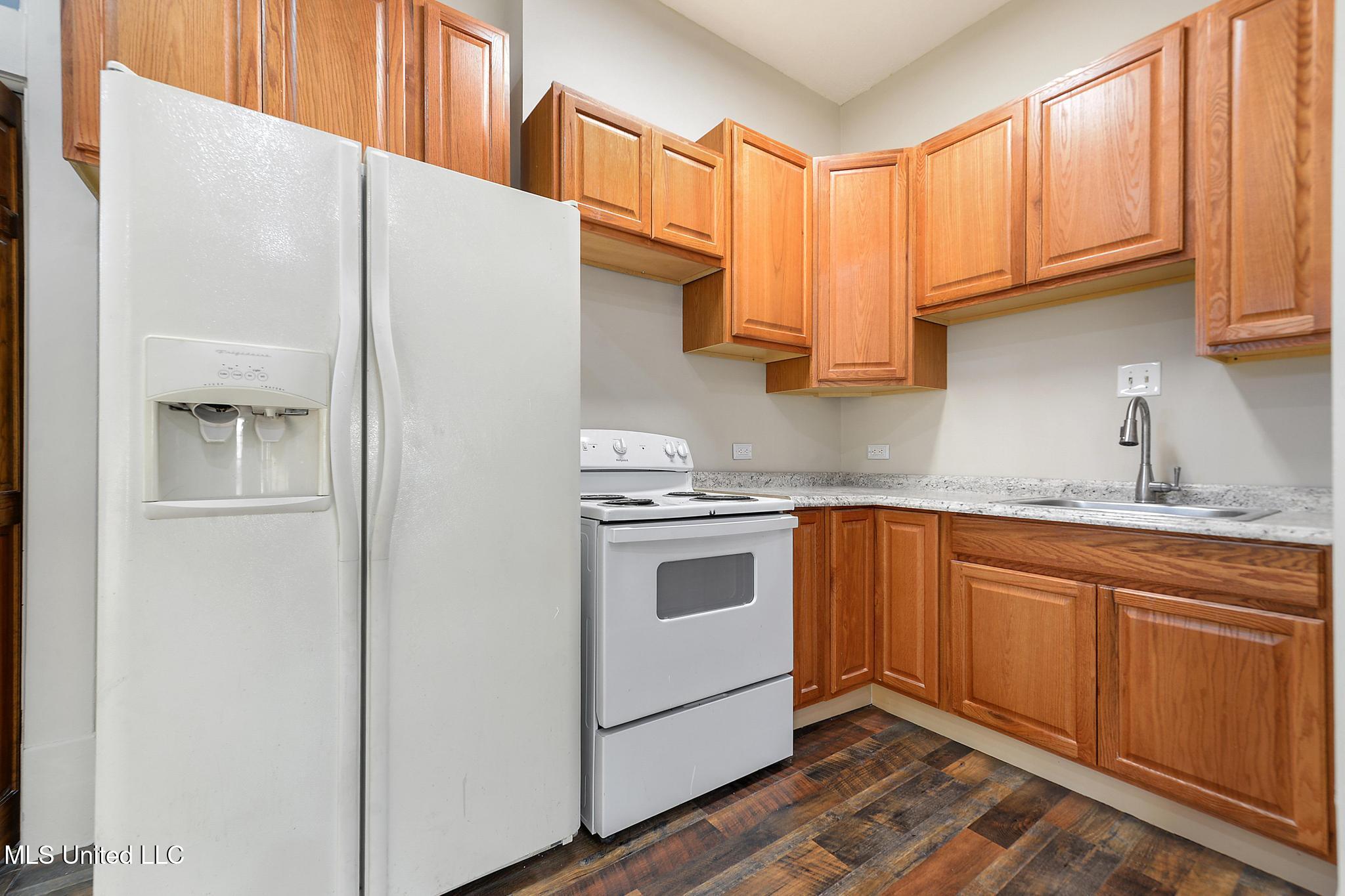 1702 23rd Avenue Gulfport, MS 39501 - Photo 11 of 23 011