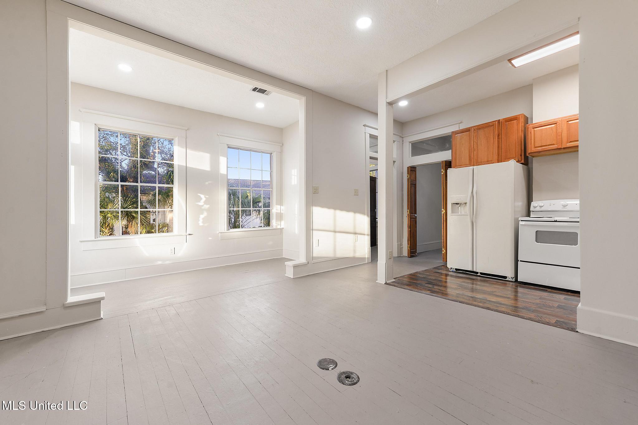 1702 23rd Avenue Gulfport, MS 39501 - Photo 8 of 23 008