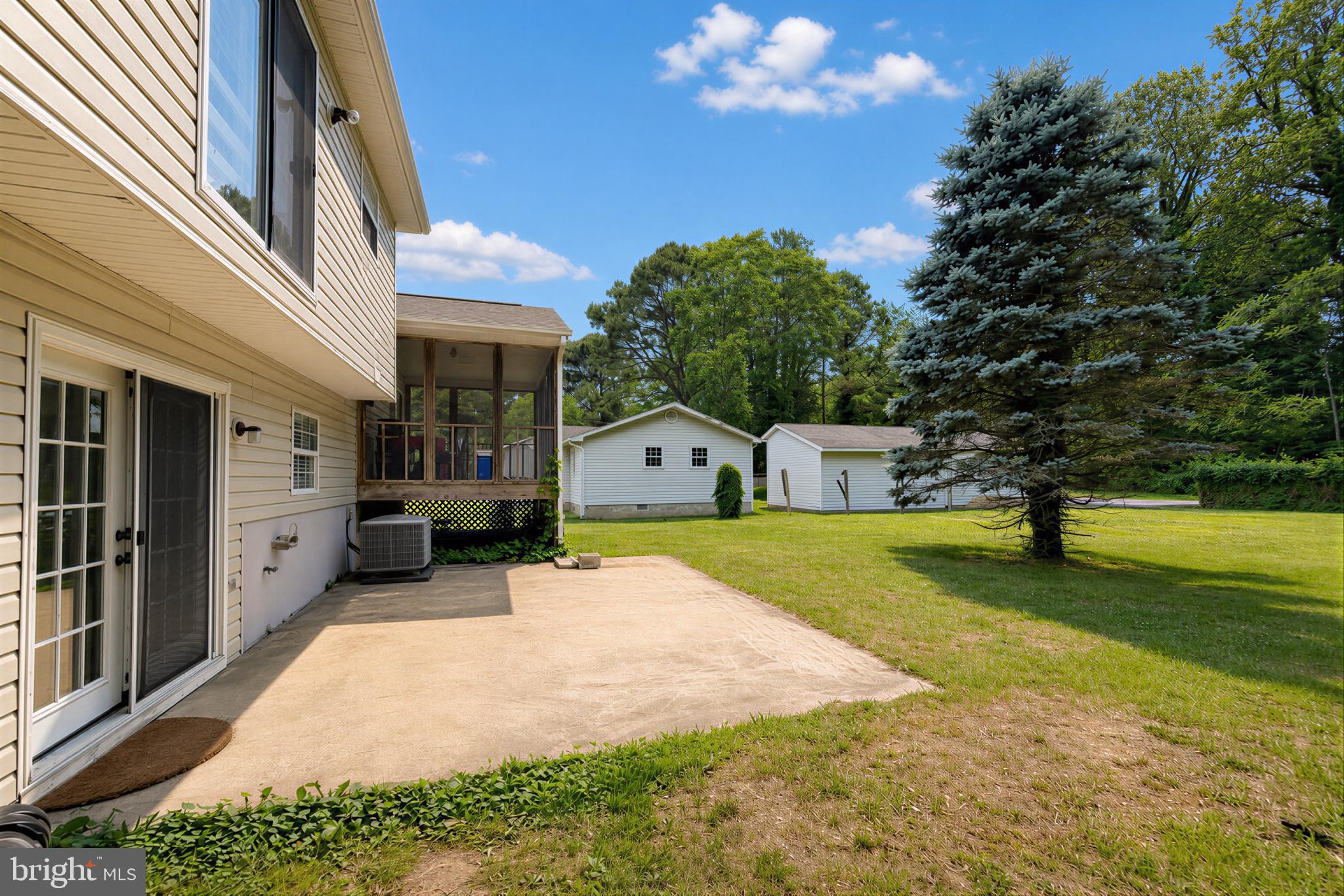 966 Crystal Rock Road Lusby, MD 20657 - Photo 34 of 49 Walkout to the patio