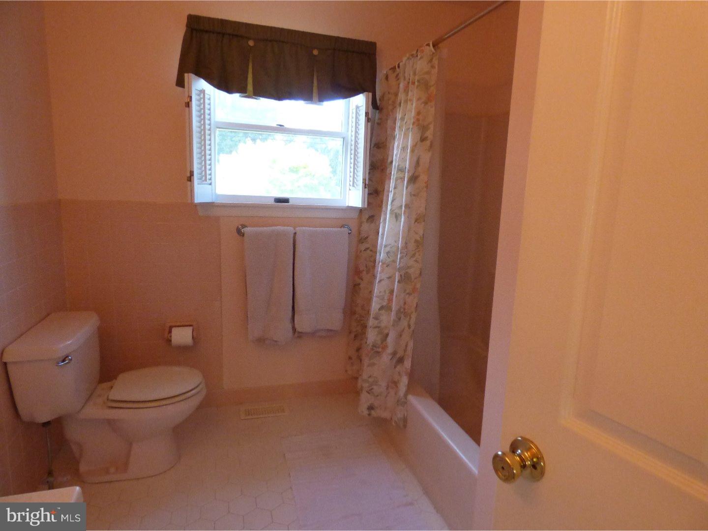 117 Madison Road Willow Grove, PA 19090 - Photo 19 of 25 Master Bathroom