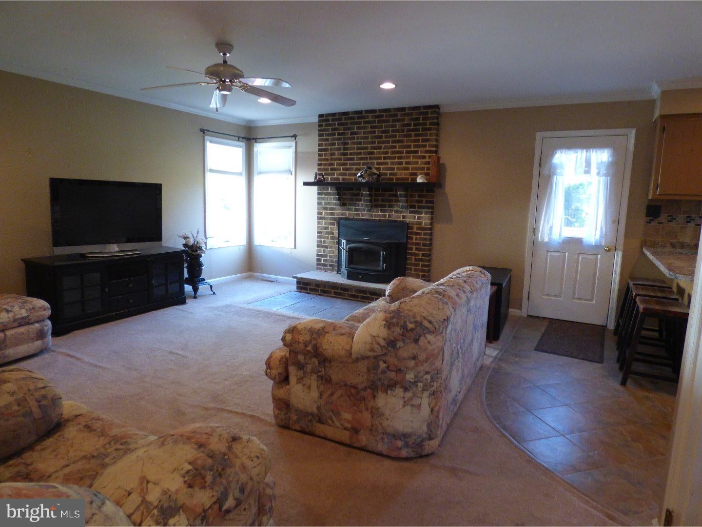 117 Madison Road Willow Grove, PA 19090 - Photo 8 of 25 Great Room