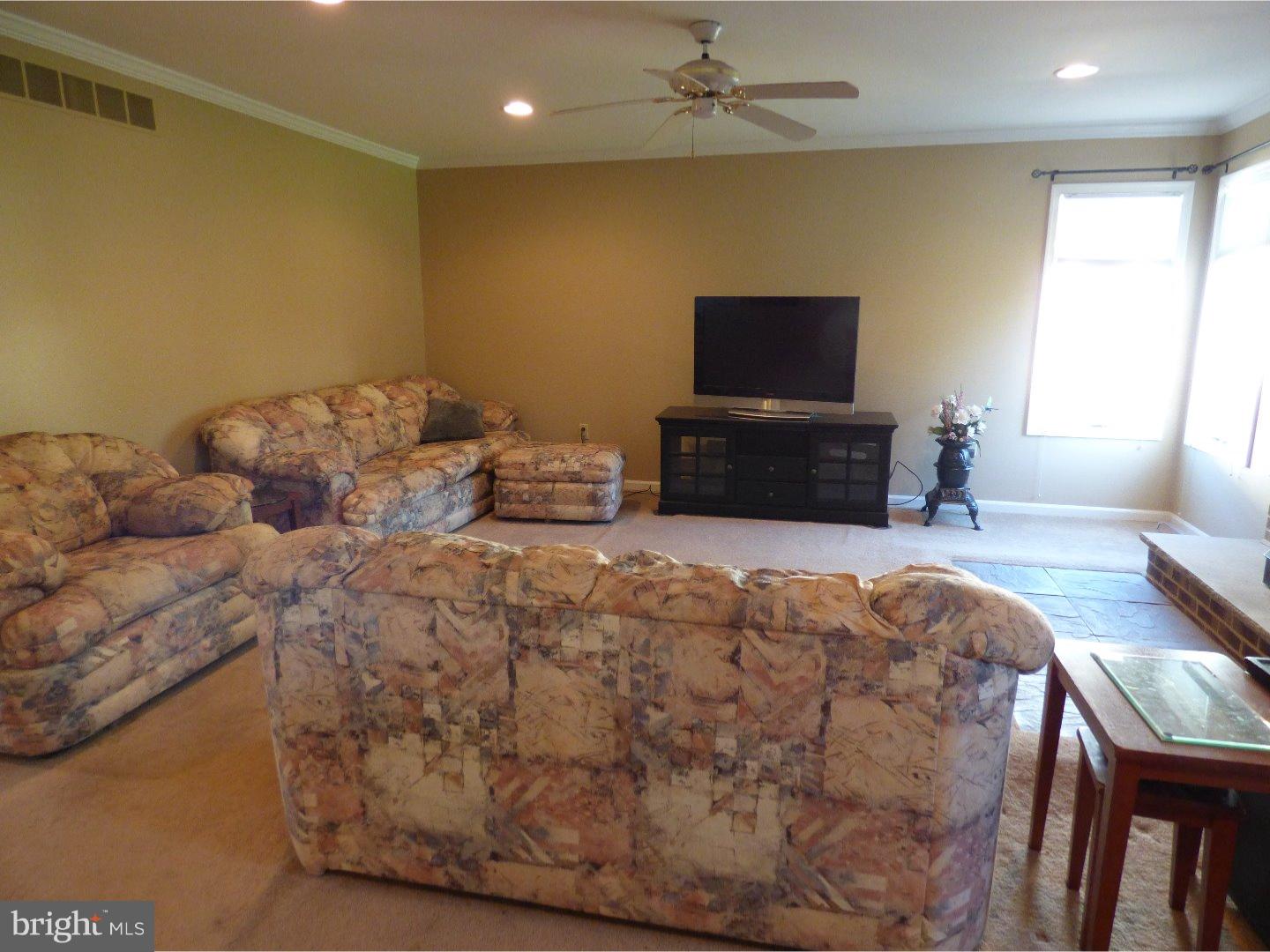 117 Madison Road Willow Grove, PA 19090 - Photo 9 of 25 Great Room
