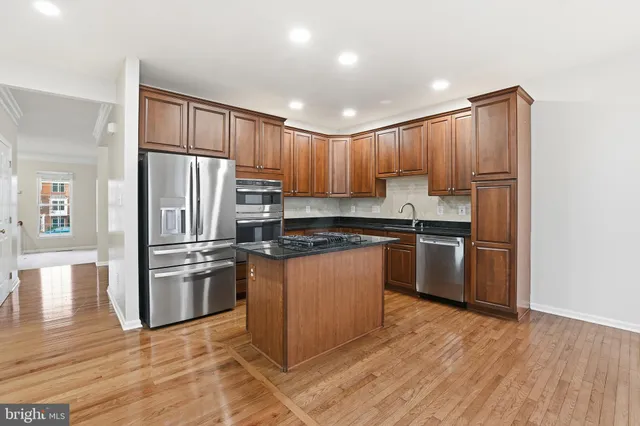 $739,950 | 25382 Whippoorwill Terrace, Chantilly, VA 20152