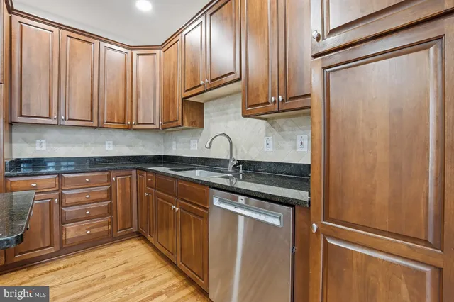 $739,950 | 25382 Whippoorwill Terrace, Chantilly, VA 20152