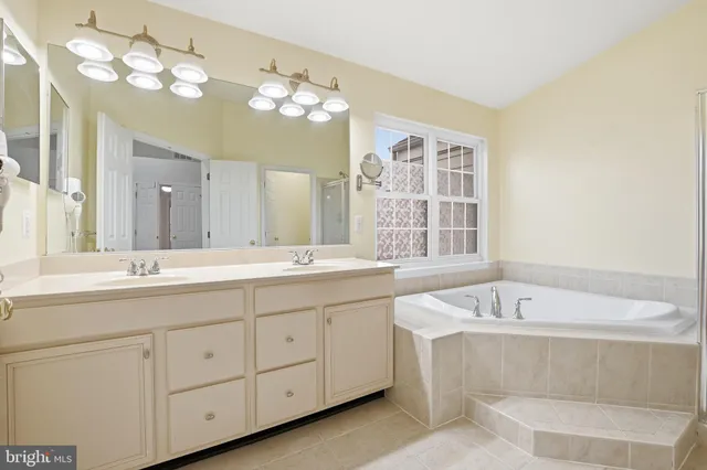 $739,950 | 25382 Whippoorwill Terrace, Chantilly, VA 20152