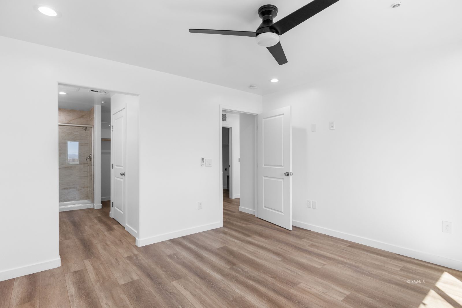 1216 South Sims Ridgecrest, CA 93555 - Photo 7 of 28