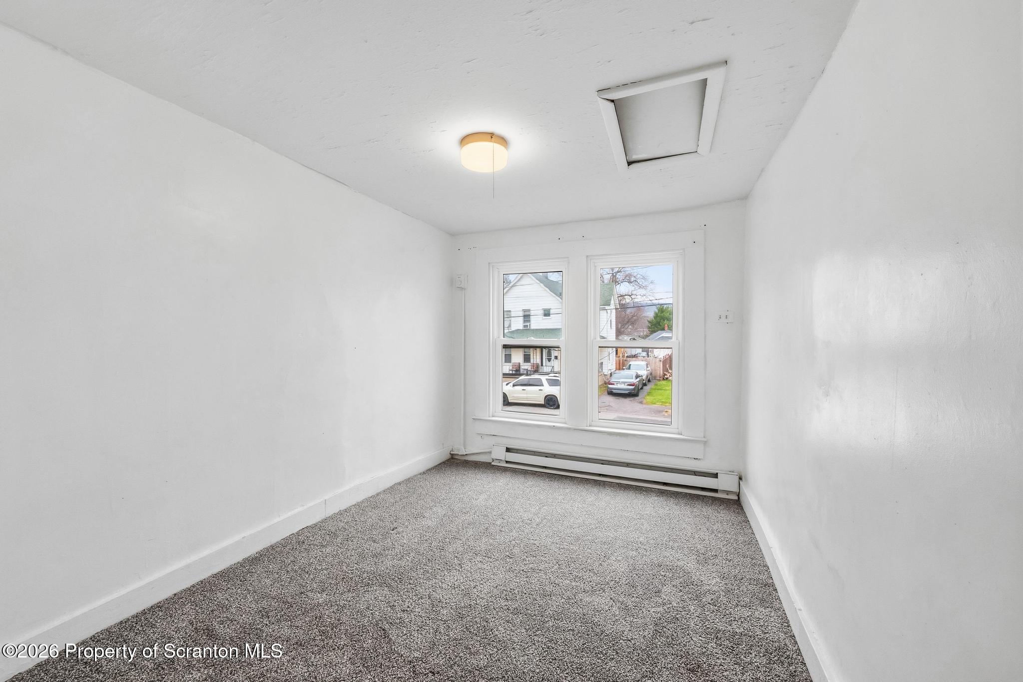 121 Throop Street Scranton, PA 18508 - Photo 25 of 40 DSC_8274