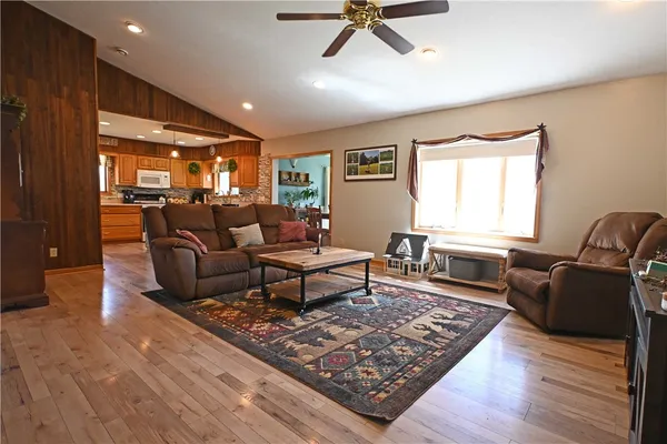 $399,900 | 186 Pine Valley Road, Catlin, NY 14872