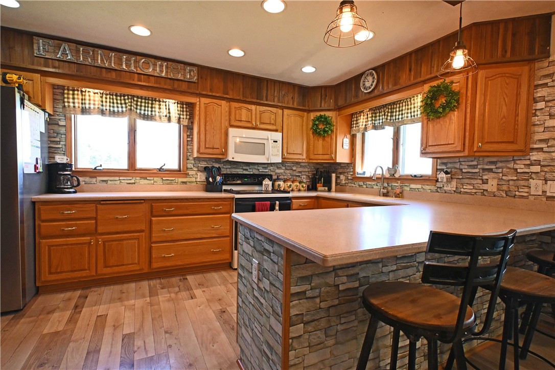 186 Pine Valley Road Catlin, NY 14872 - Photo 19 of 45 Kitchen with Solid Surface Counter Tops