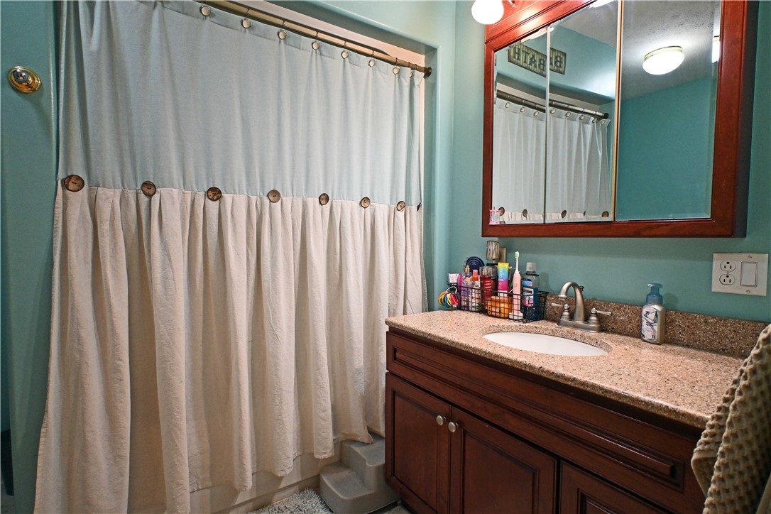 186 Pine Valley Road Catlin, NY 14872 - Photo 28 of 45 First Floor Full BAth