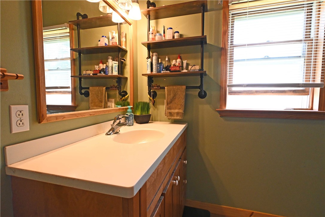186 Pine Valley Road Catlin, NY 14872 - Photo 30 of 45 Owner Suite Bath
