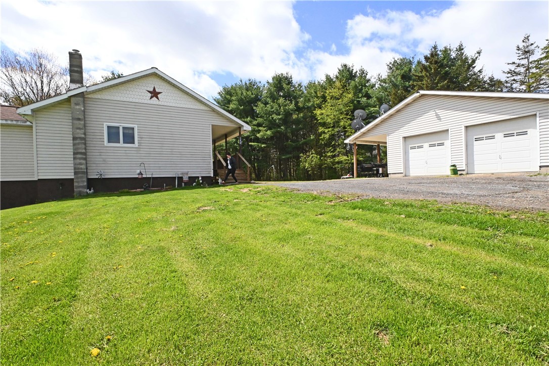 186 Pine Valley Road Catlin, NY 14872 - Photo 4 of 45 House and Two Car Garage
