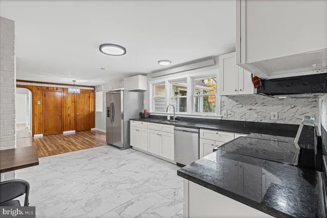 $350,000 | 2 Cypress Court, Westville, NJ 08093