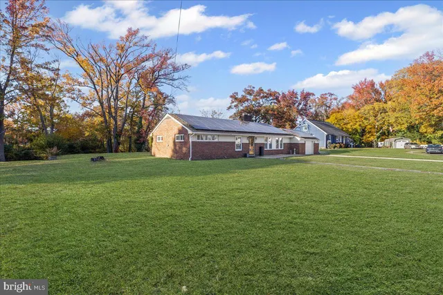 $350,000 | 2 Cypress Court, Westville, NJ 08093