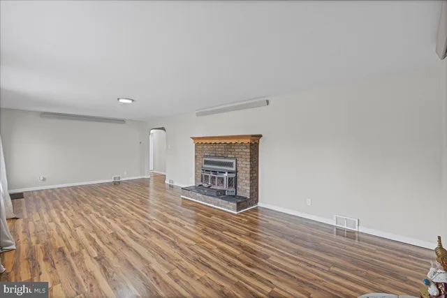 $350,000 | 2 Cypress Court, Westville, NJ 08093