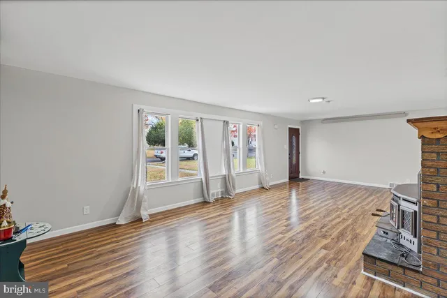 $350,000 | 2 Cypress Court, Westville, NJ 08093