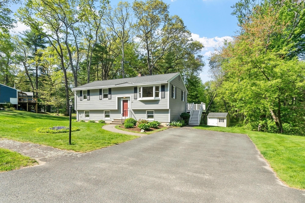 24 Meadowview Road Georgetown, MA 01833 - Photo 2 of 42