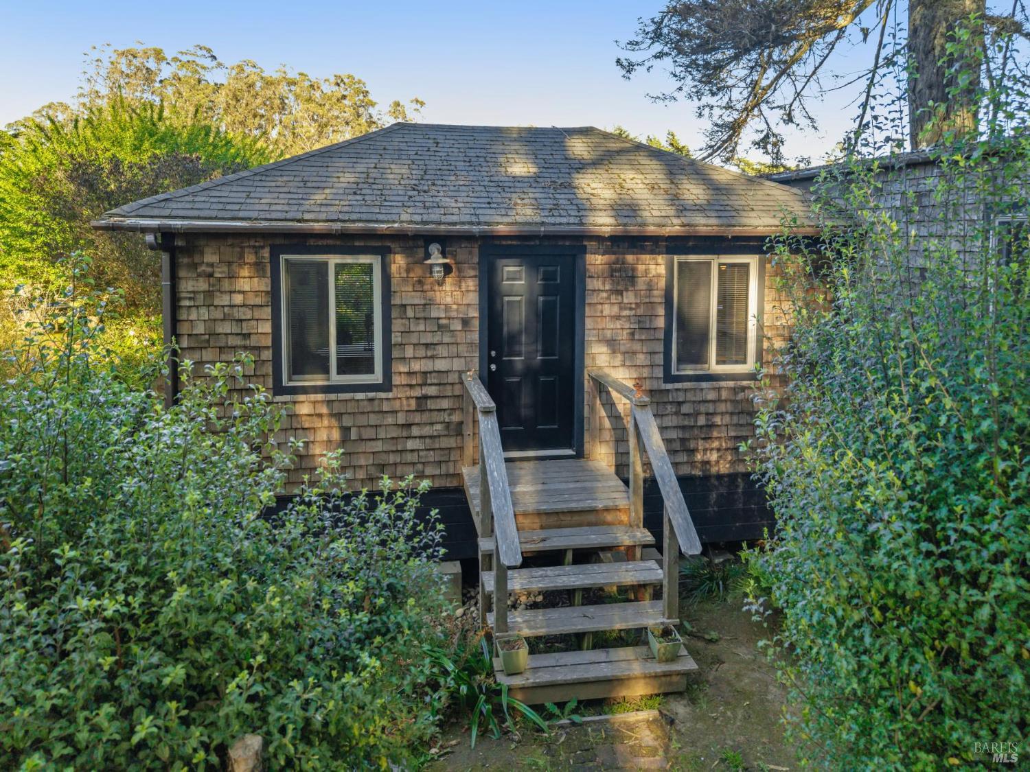180 Maple Road Bolinas, CA 94924 - Photo 57 of 99 Cottage entrance
