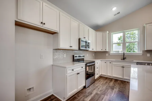 $528,570 | 163 Glengrove Lane, Murrells Inlet, SC 29576