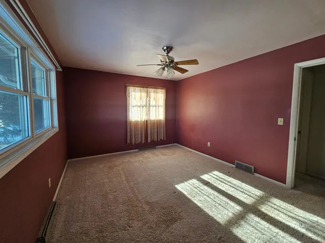 $189,900 | 244 Main Street, Breckenridge, MN 56520