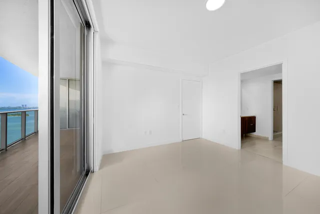 $3,500 | 488 Northeast 18th Street, Unit 1905, Miami, FL 33132