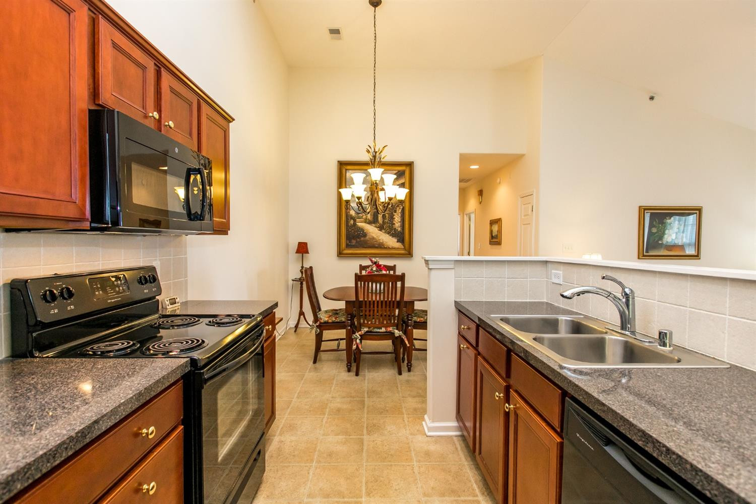 4248 Reserve Road, Unit 304 Lexington, KY 40514 - Photo 13 of 34 Photo 13