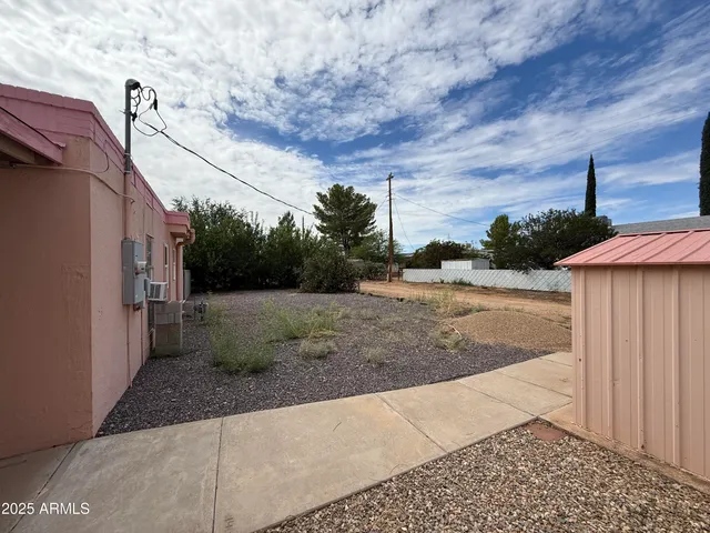 $119,900 | 325 East Flynn Jans Court, Pearce, AZ 85625