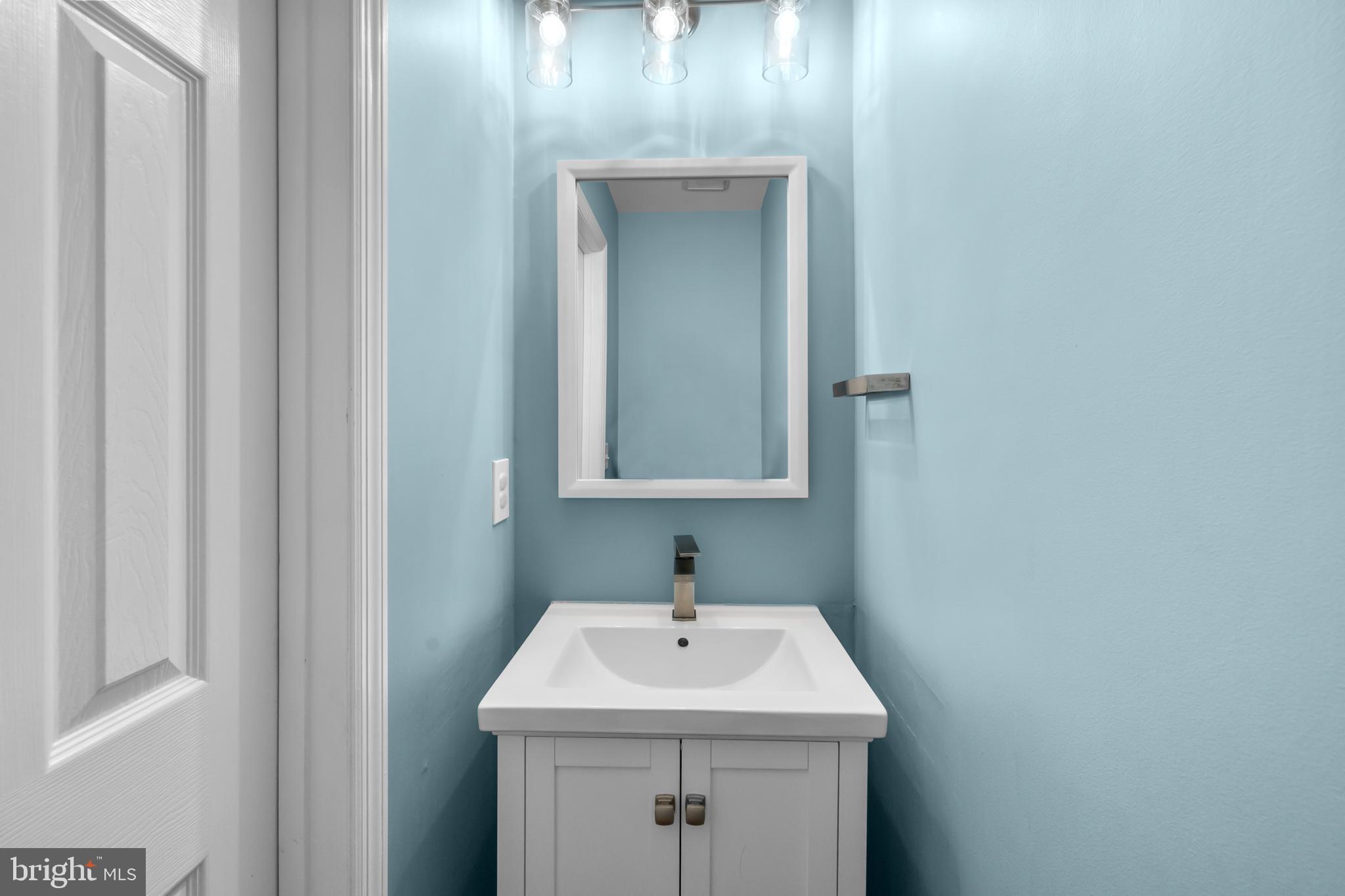 6491 Milva Lane Springfield, VA 22150 - Photo 17 of 59 Powder room in foyer
