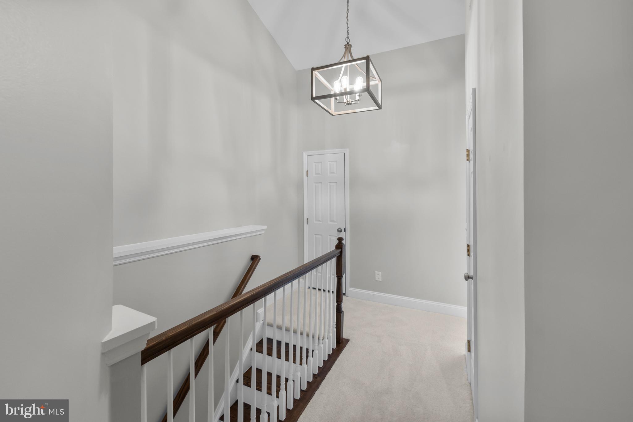6491 Milva Lane Springfield, VA 22150 - Photo 22 of 59 Upper level
