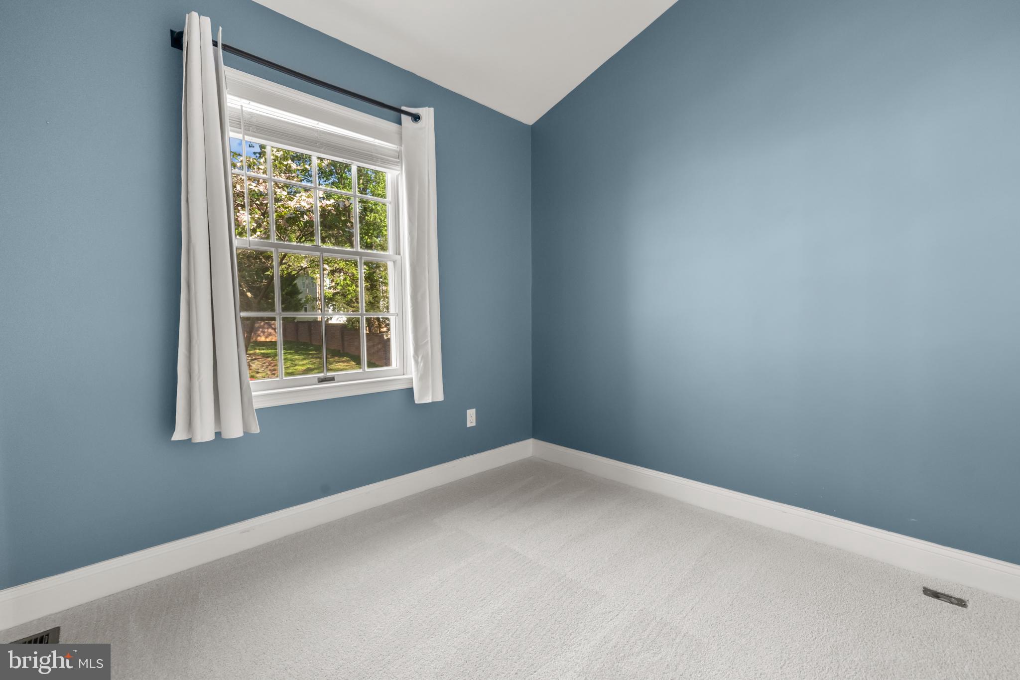 6491 Milva Lane Springfield, VA 22150 - Photo 34 of 59 Bedroom 2