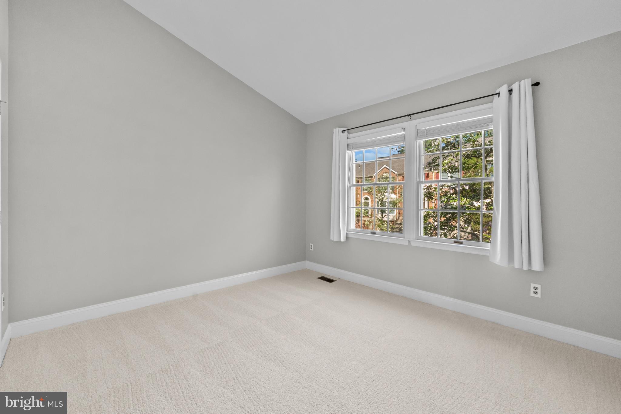 6491 Milva Lane Springfield, VA 22150 - Photo 36 of 59 Bedroom 3