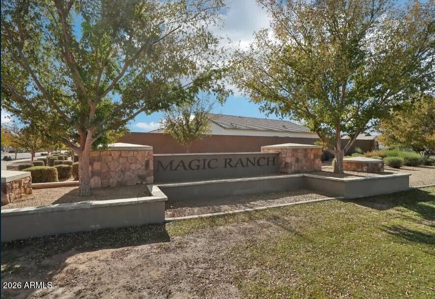 25695 North Poseidon Road Florence, AZ 85132 - Photo 10 of 13 Community Entrance Monument