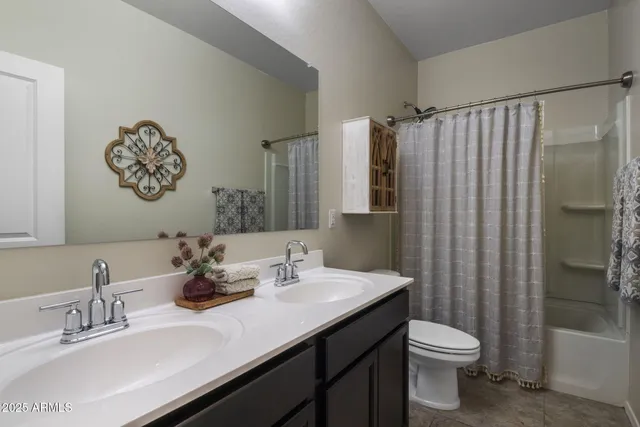 $408,000 | 1071 West Castle Court, Casa Grande, AZ 85122