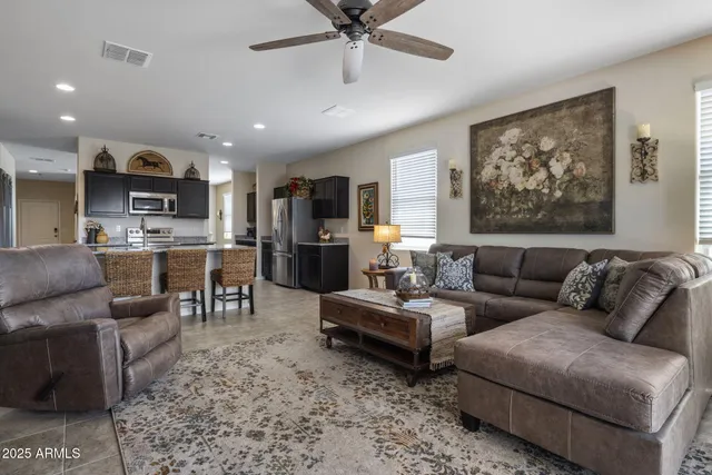 $408,000 | 1071 West Castle Court, Casa Grande, AZ 85122