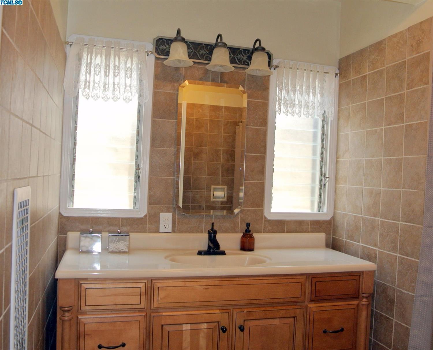 708 East Chestnut Street Exeter, CA 93221 - Photo 41 of 70 Additional Photo