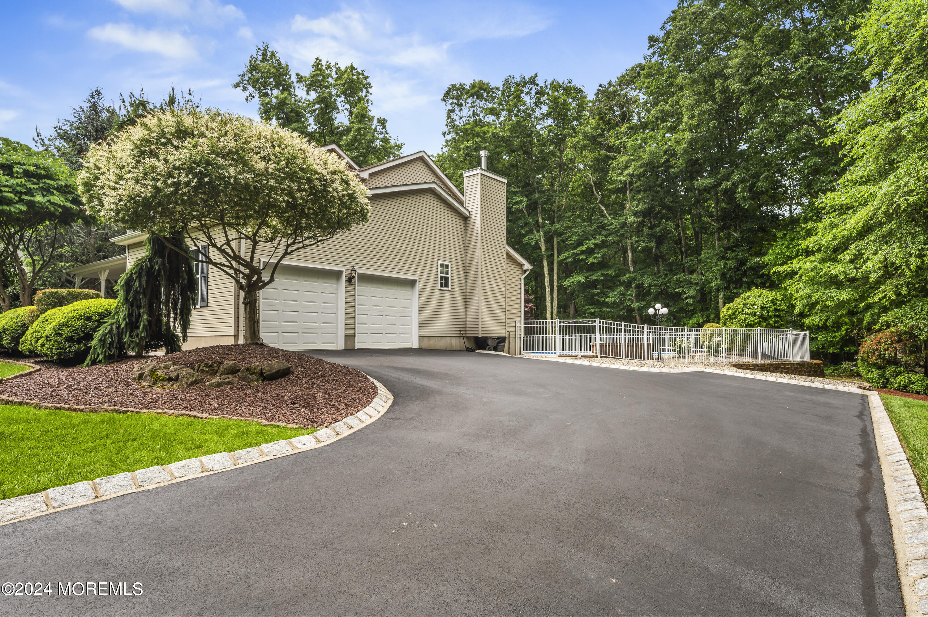 280 East Bird Village Road Jackson, NJ 08527 - Photo 15 of 69 Front 5