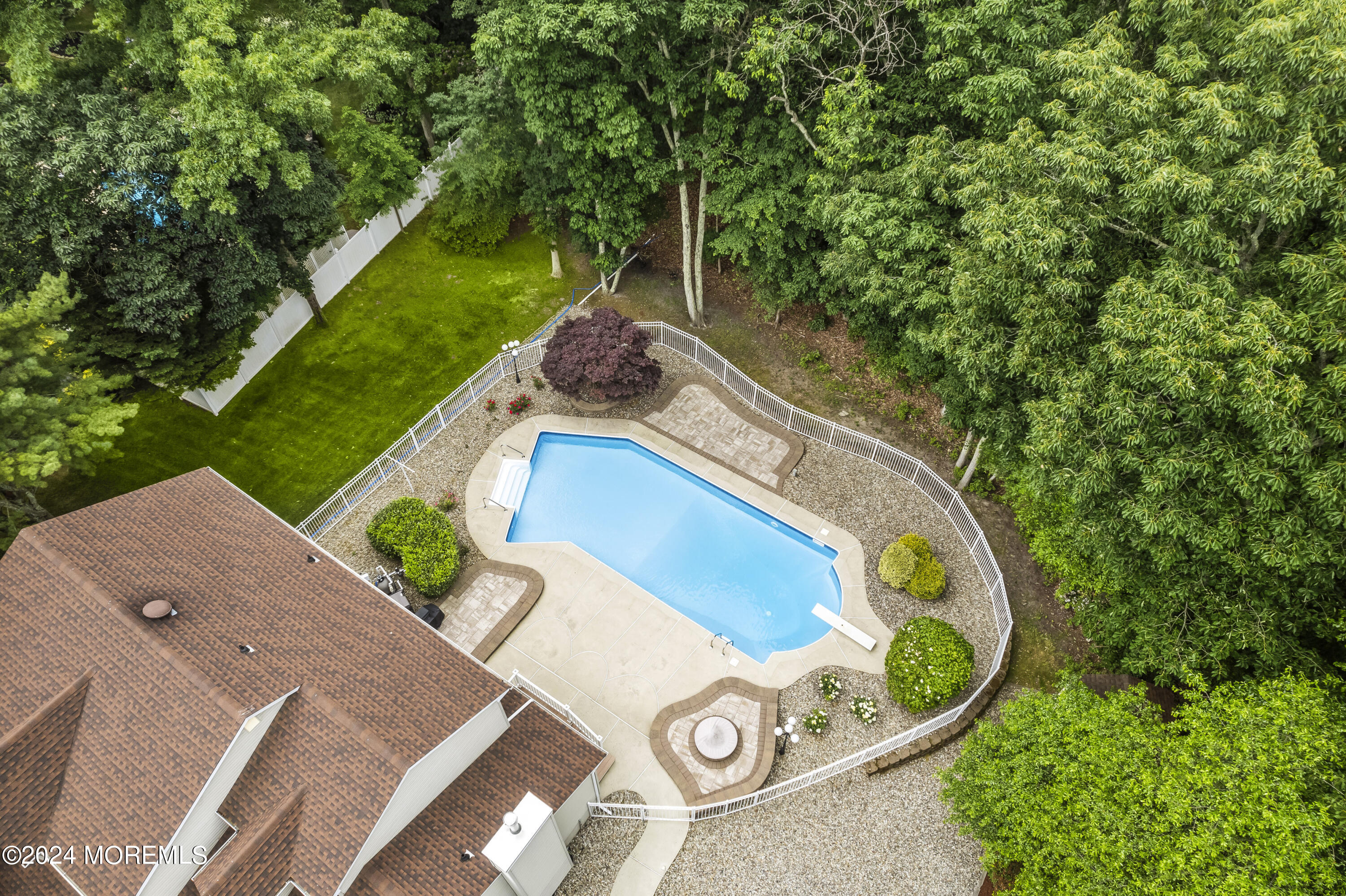 280 East Bird Village Road Jackson, NJ 08527 - Photo 16 of 69 Back 5